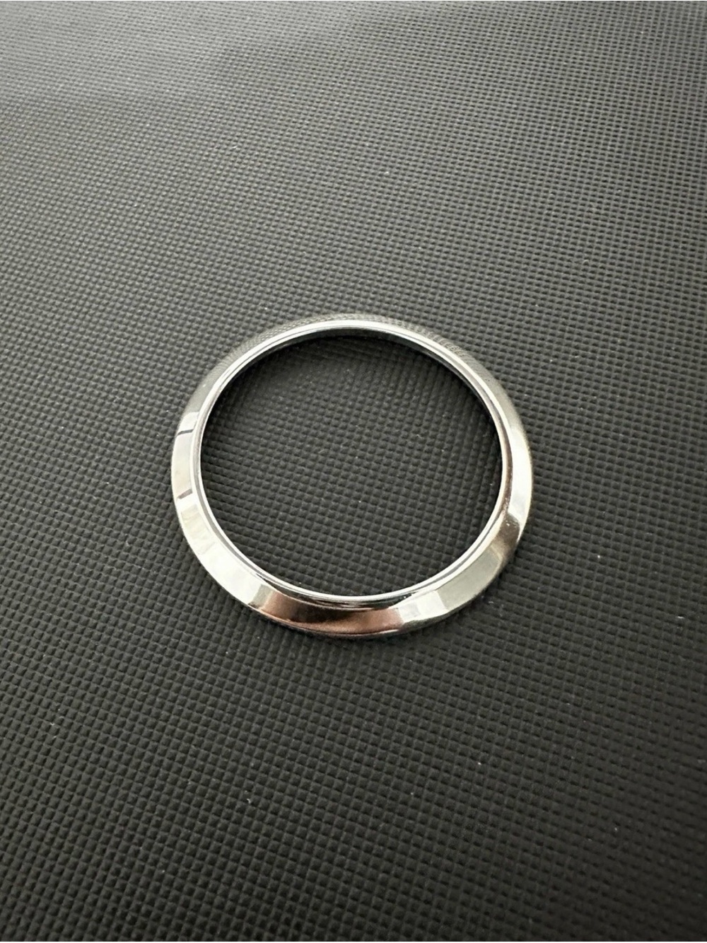 Rolex DateJust 41mm 116300/116334 Stainless Steel Smooth Bezel